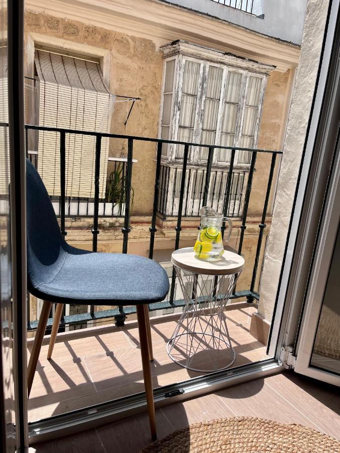 Gatu Premium Villa Flamenca , Preferente Mayores De 25 Anos Y Familias Cadiz Dış mekan fotoğraf