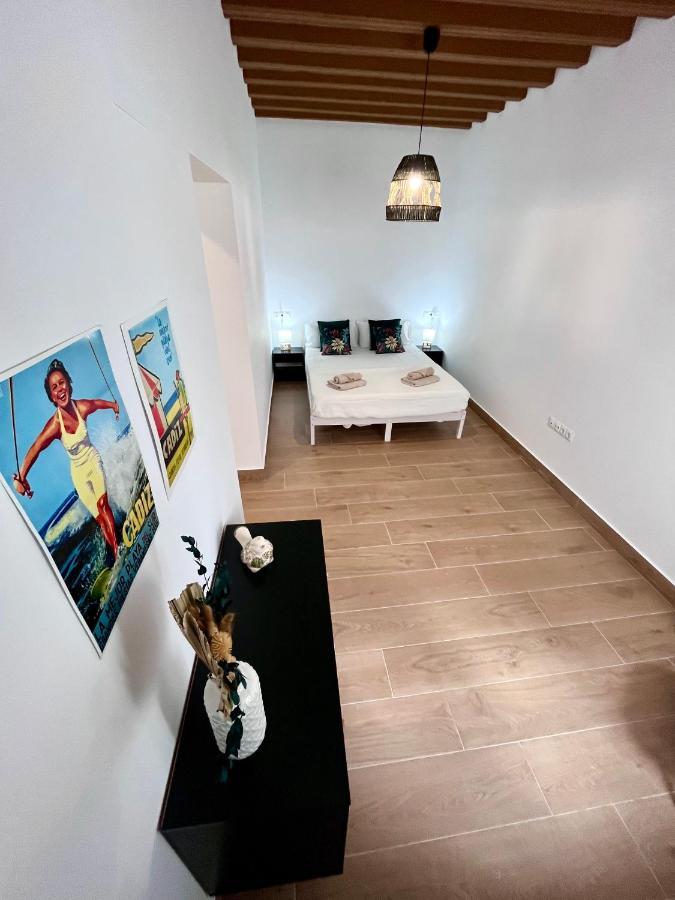 Gatu Premium Villa Flamenca , Preferente Mayores De 25 Anos Y Familias Cadiz Dış mekan fotoğraf