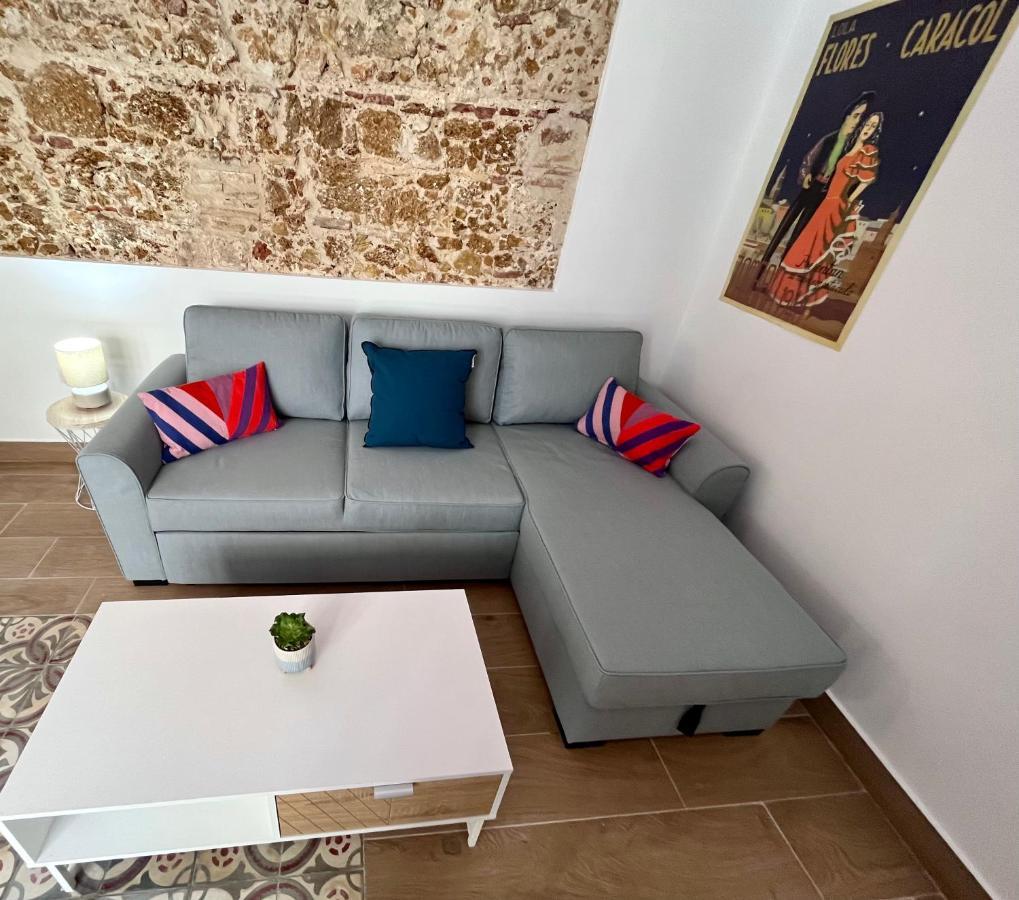 Gatu Premium Villa Flamenca , Preferente Mayores De 25 Anos Y Familias Cadiz Dış mekan fotoğraf
