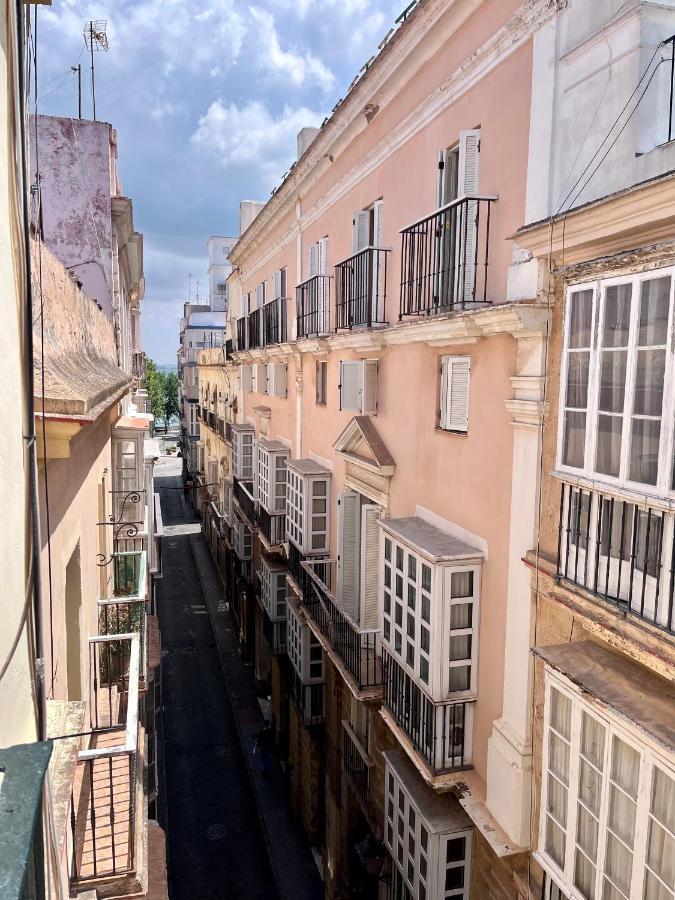 Gatu Premium Villa Flamenca , Preferente Mayores De 25 Anos Y Familias Cadiz Dış mekan fotoğraf