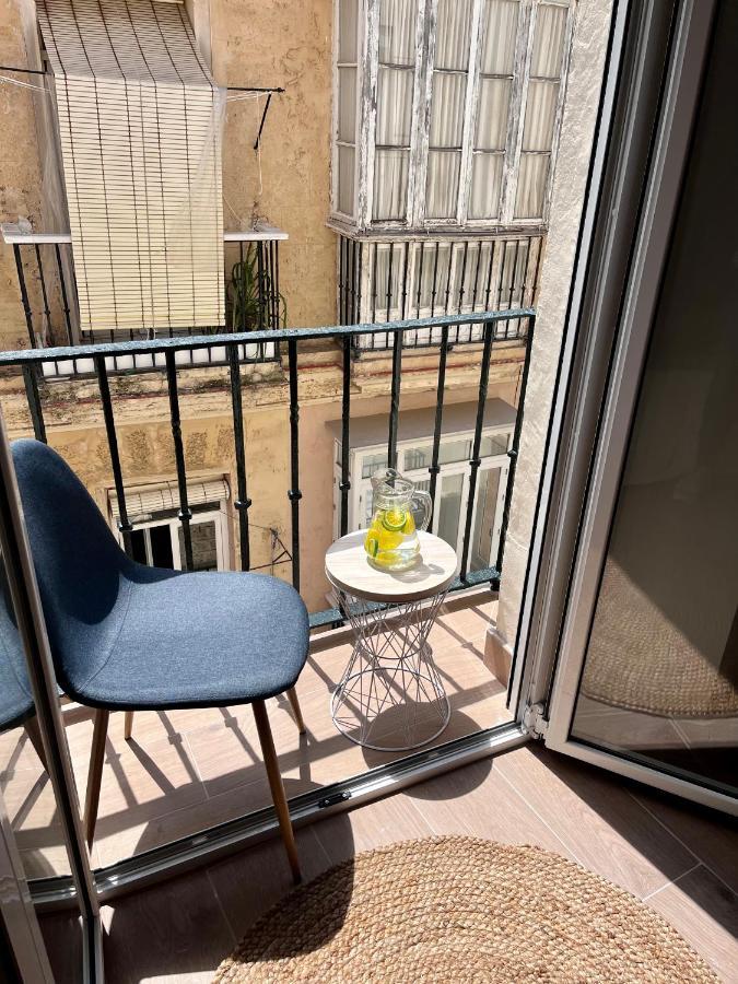 Gatu Premium Villa Flamenca , Preferente Mayores De 25 Anos Y Familias Cadiz Dış mekan fotoğraf